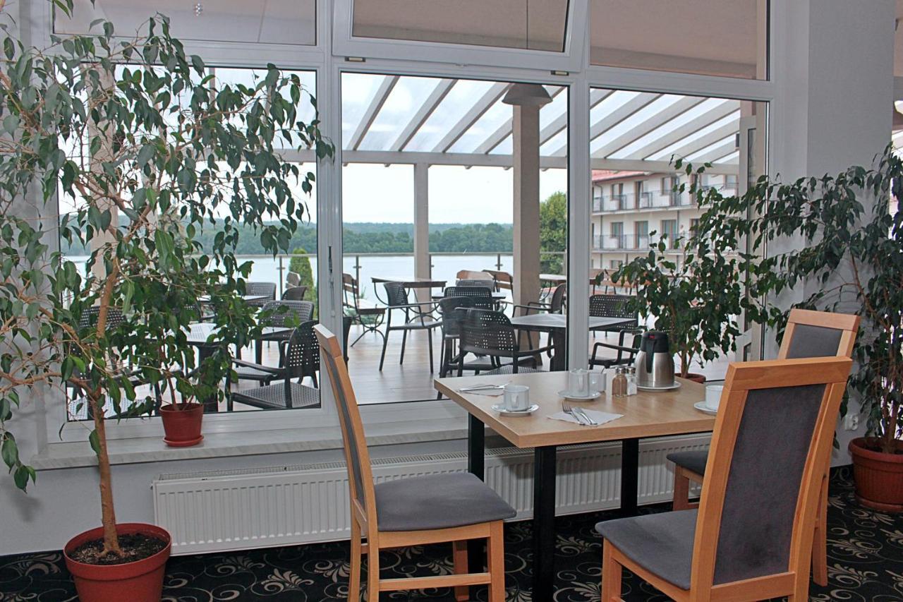 Hotel Huszcza Mragowo Bagian luar foto