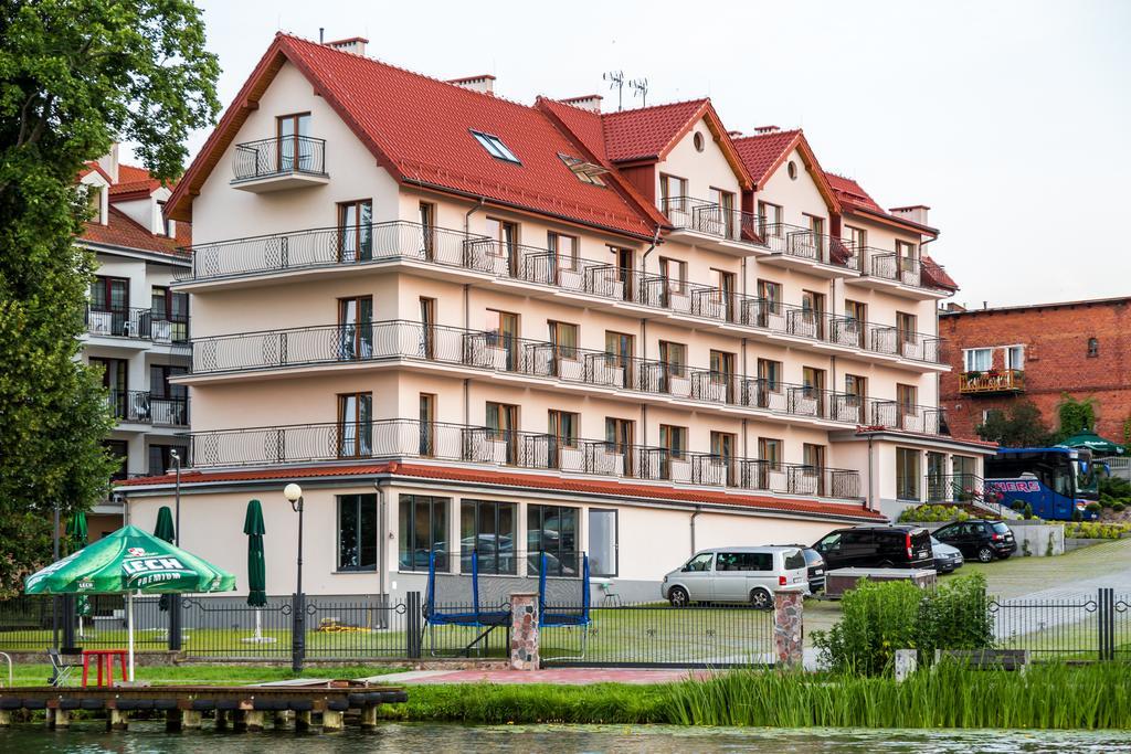 Hotel Huszcza Mragowo Bagian luar foto